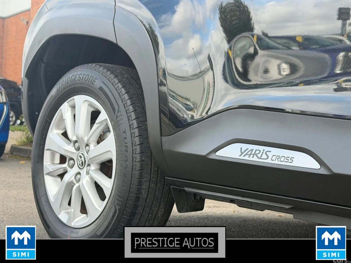 Toyota Yaris Cross SUV, Petrol Hybrid, 2020, Black