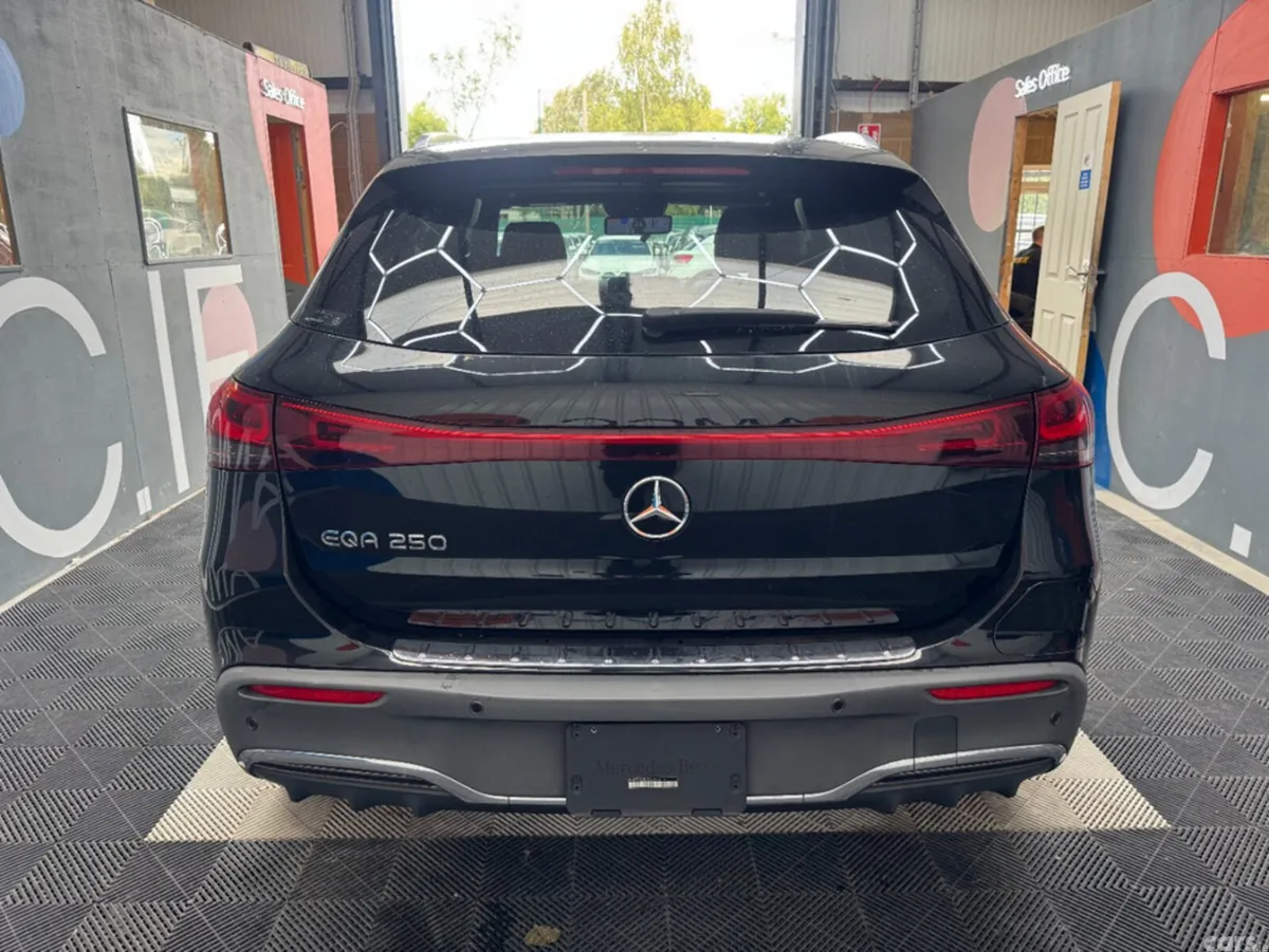 Mercedes-Benz EQA SUV, Electric, 2023, Black