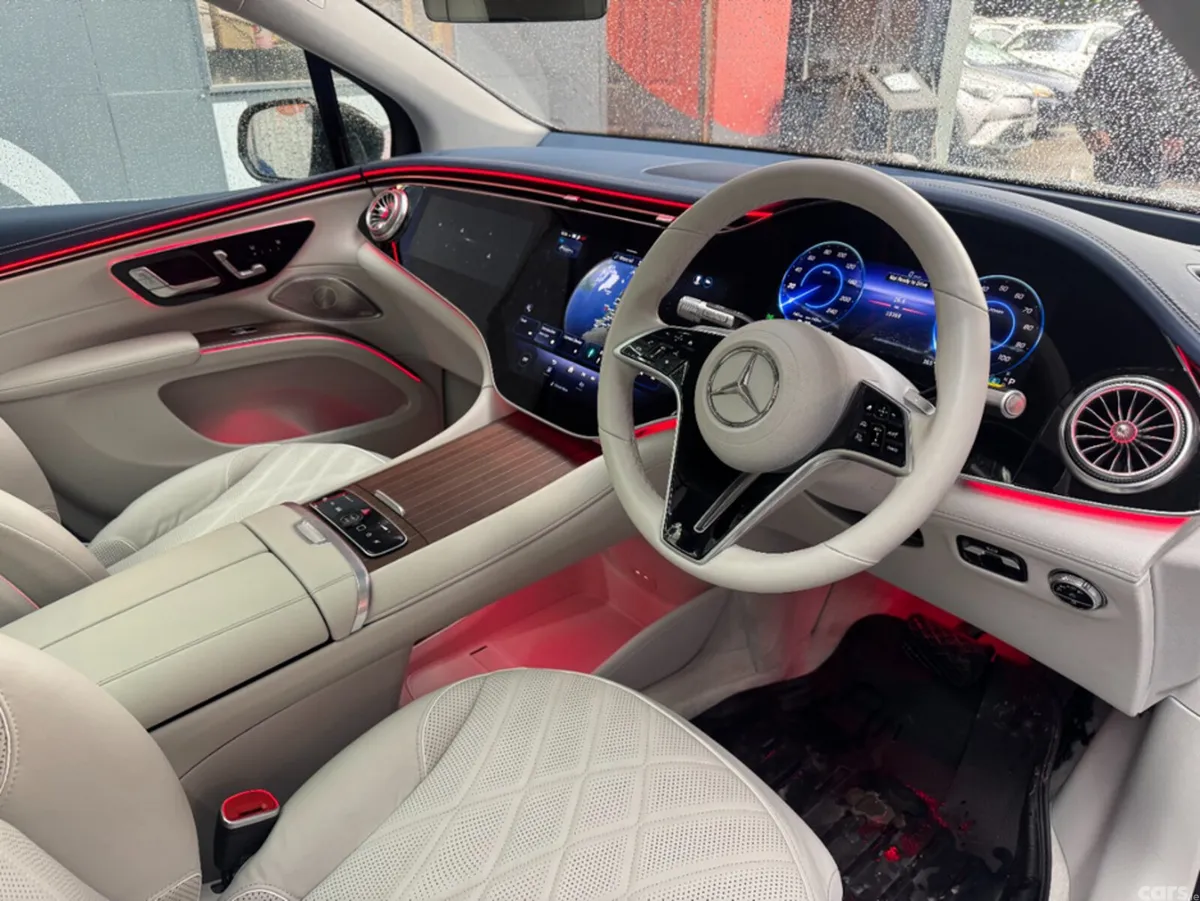 Mercedes-Benz EQS SUV, Electric, 2024, Green