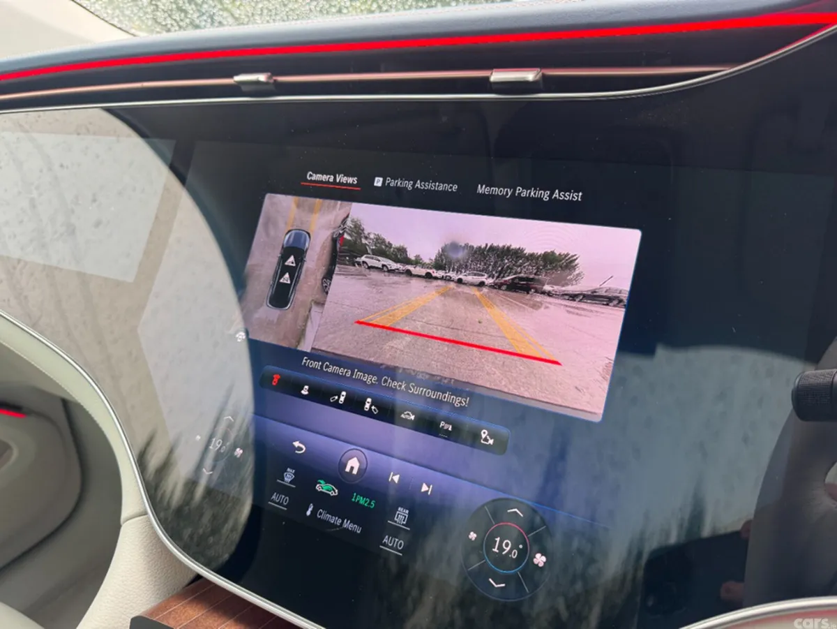 Mercedes-Benz EQS SUV, Electric, 2024, Green