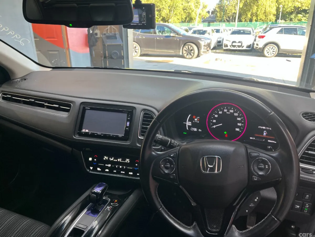 Honda Vezel SUV, Petrol Hybrid, 2017, Blue