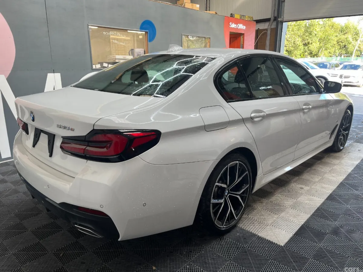 BMW 5-Series Saloon, Unknown, 2021, White