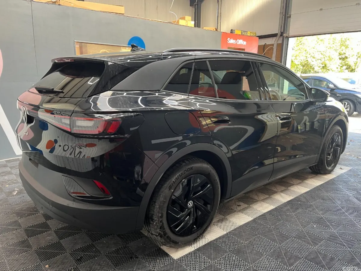 Volkswagen ID.4 SUV, Electric, 2023, Black