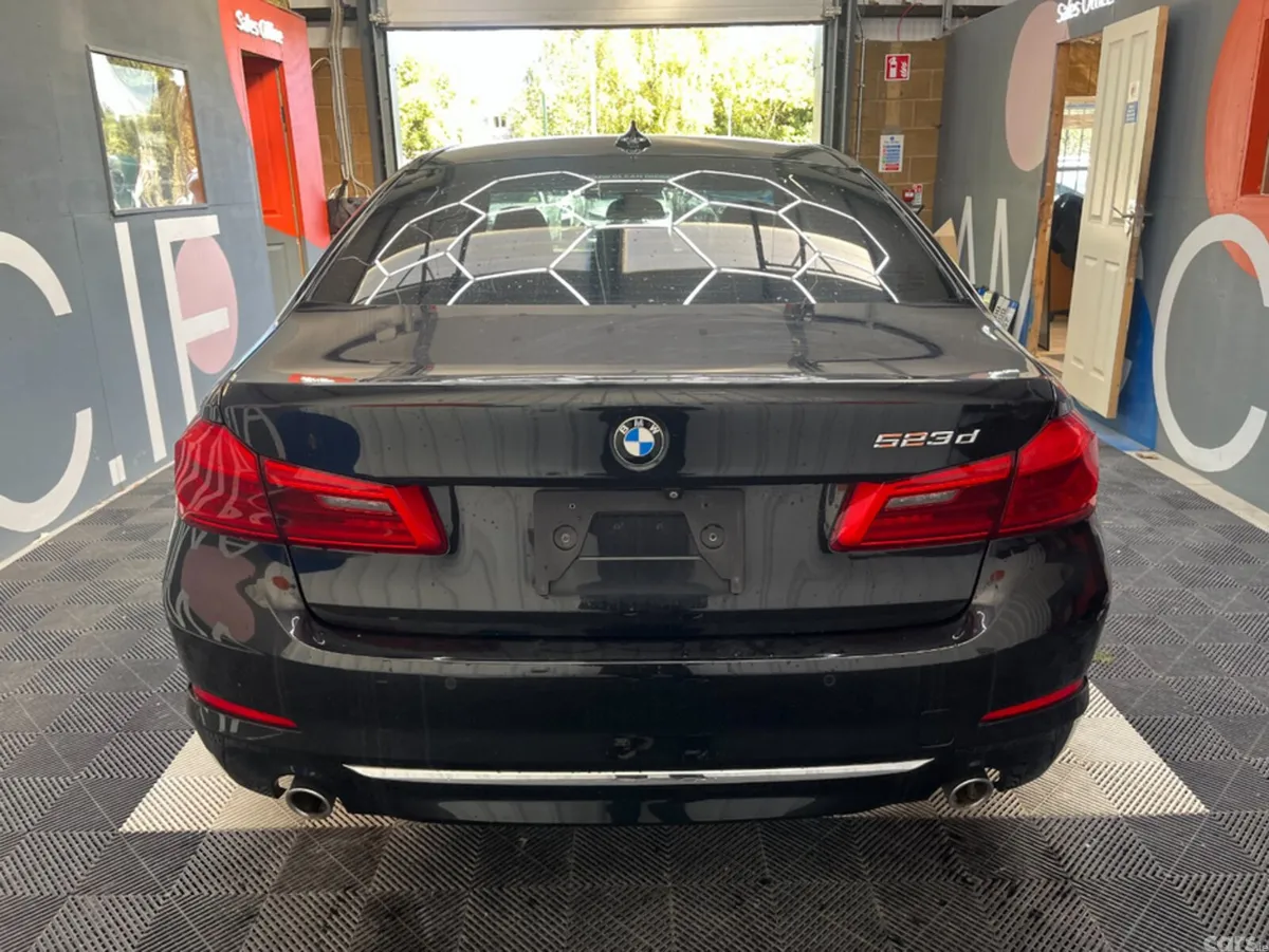 BMW 5-Series Saloon, Diesel, 2017, Black