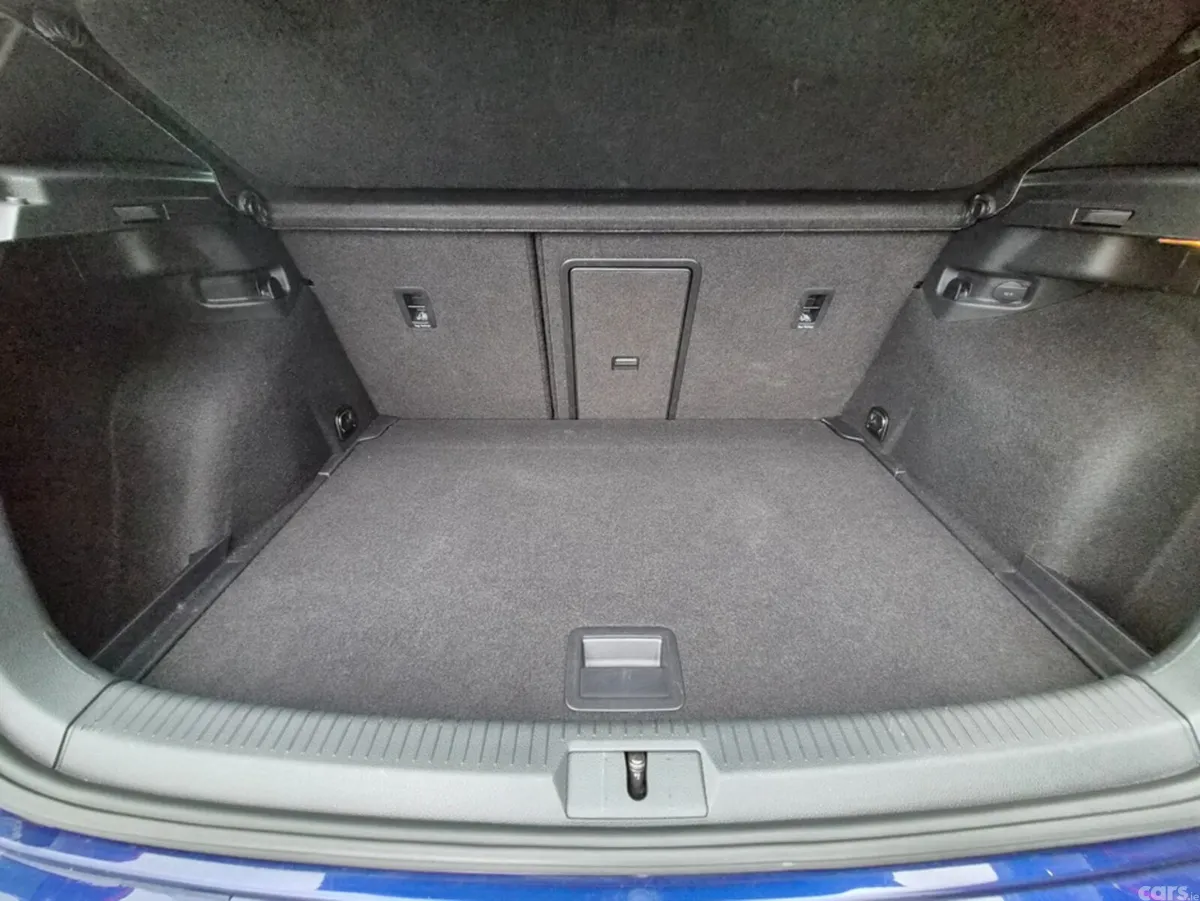 Volkswagen Golf Hatchback, Petrol, 2020, Blue