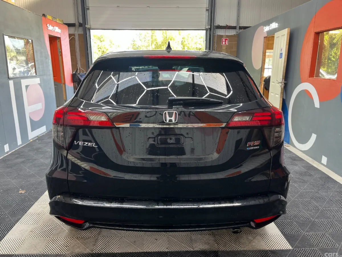 Honda Vezel SUV, Petrol, 2021, Black