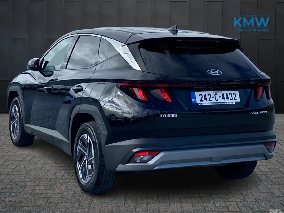 Hyundai Tucson MPV, Diesel, 2024, Black