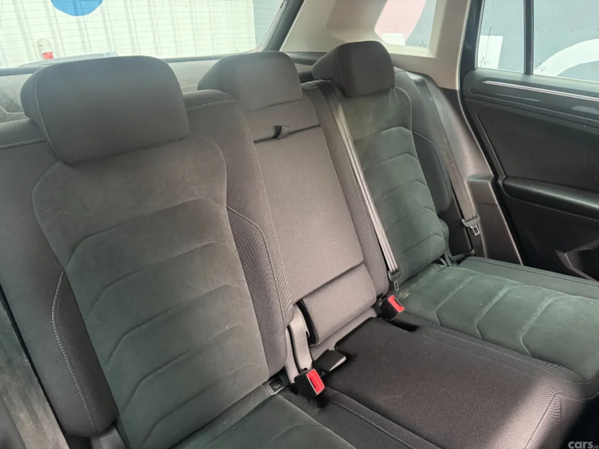 Volkswagen Tiguan SUV, Petrol, 2018, Black