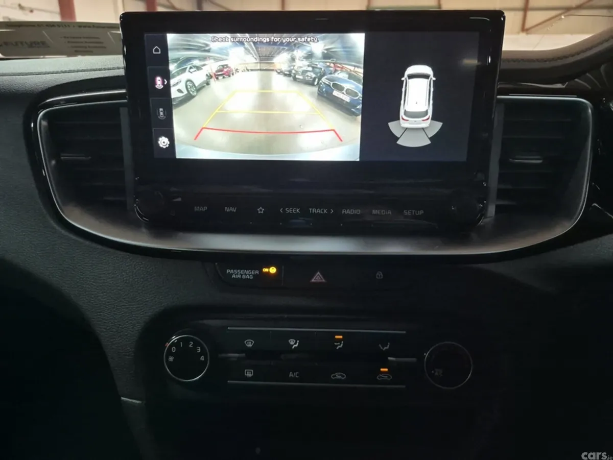 Kia Ceed Hatchback, Diesel, 2023, Grey