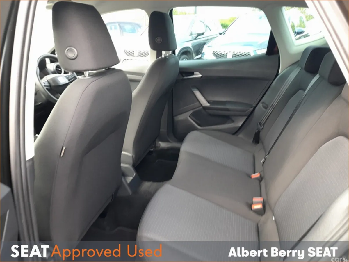 SEAT Arona Hatchback, Petrol, 2023, Black