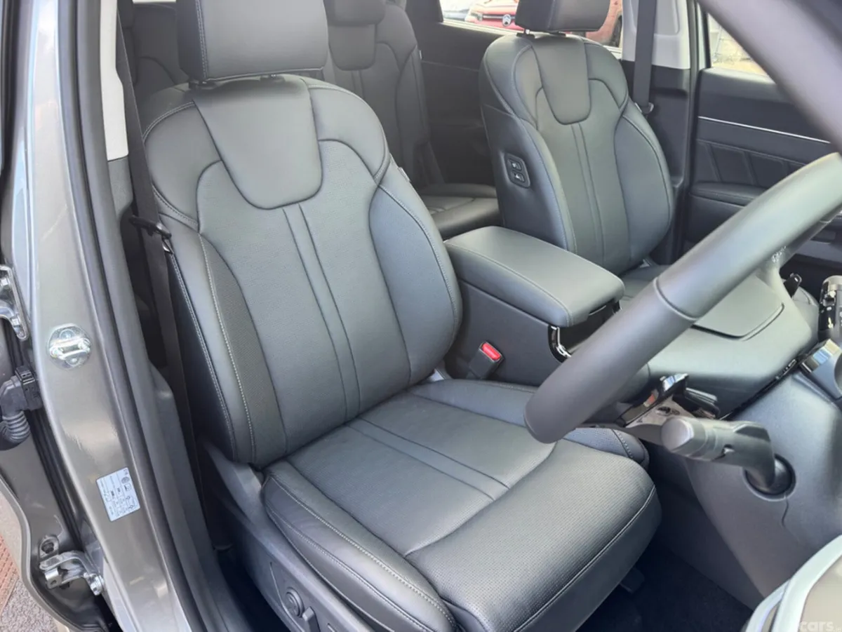 Kia Sorento MPV, Petrol Plug-in Hybrid, 2026, Grey