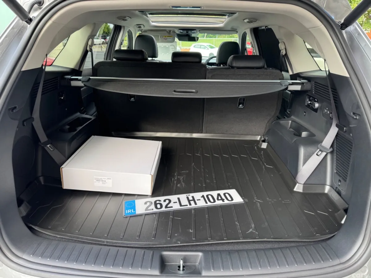 Kia Sorento MPV, Petrol Plug-in Hybrid, 2026, Grey