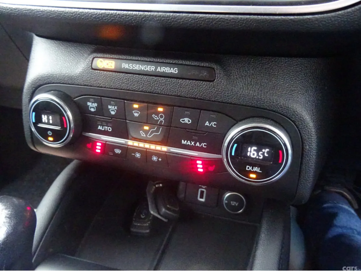 Ford Focus Hatchback, Diesel, 2019, Black