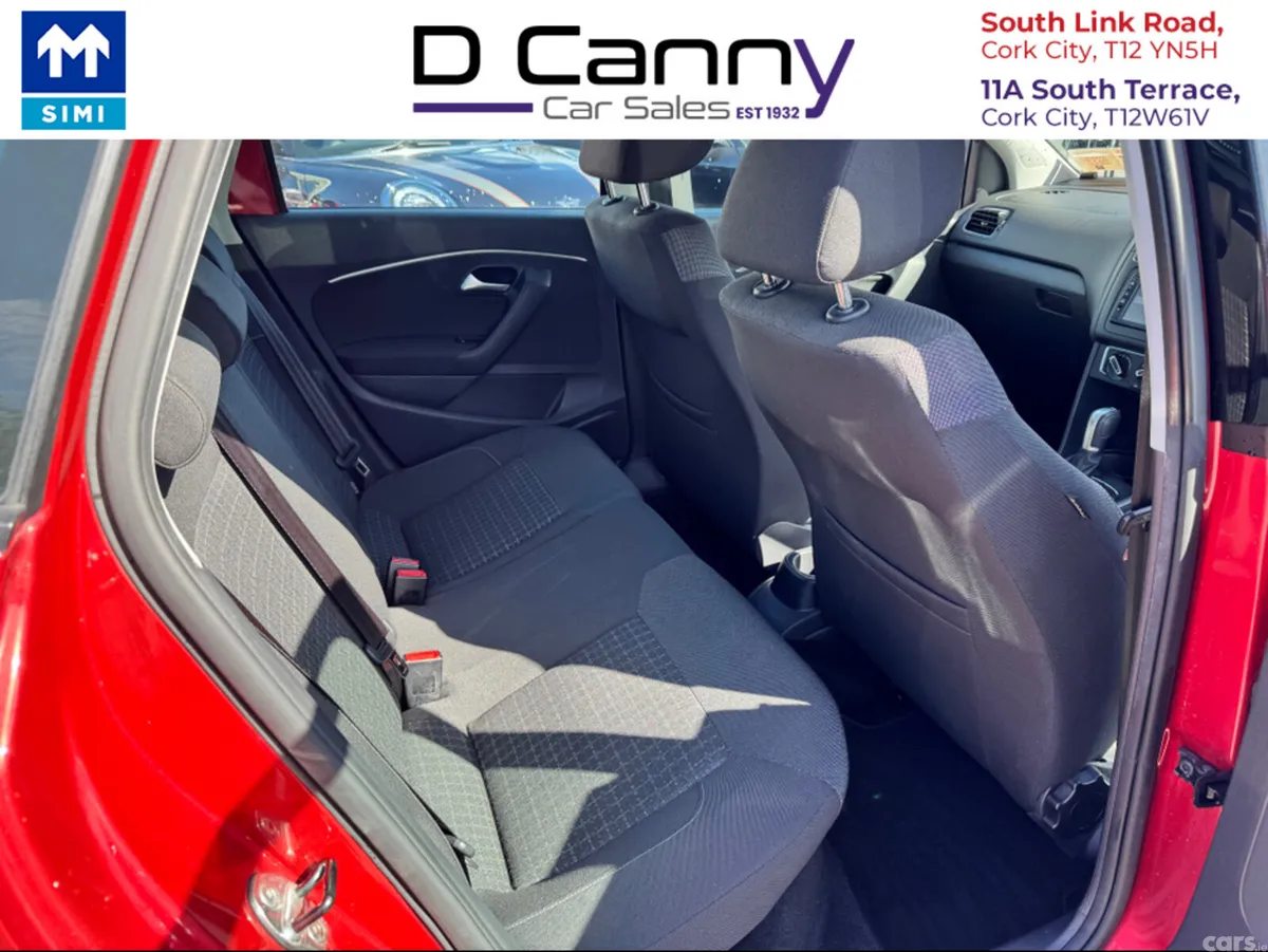 Volkswagen Polo Hatchback, Petrol, 2014, Red