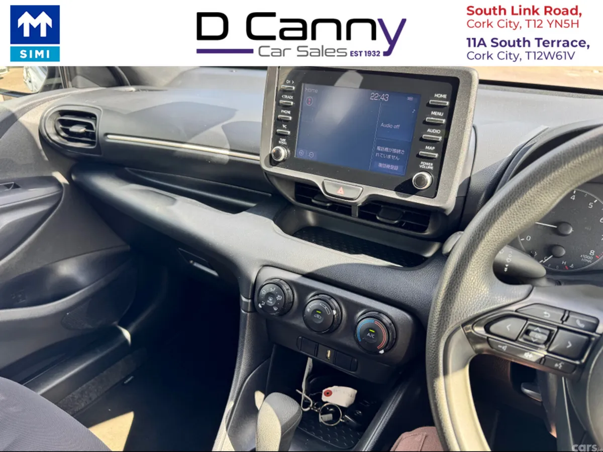 Toyota Yaris Hatchback, Petrol, 2020, White