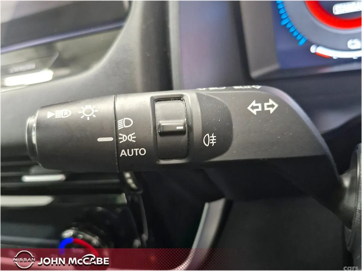 Nissan Qashqai MPV, Petrol Hybrid, 2024, Black