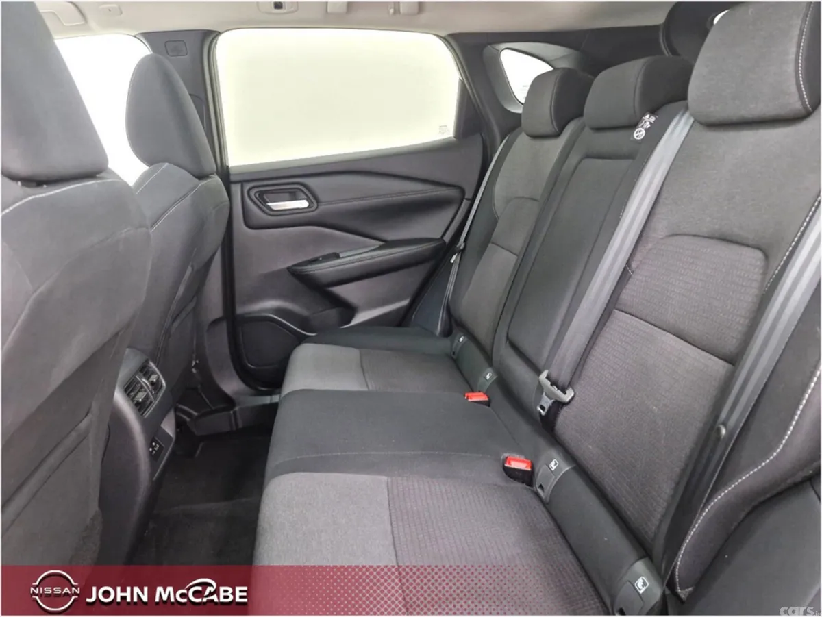 Nissan Qashqai MPV, Petrol Hybrid, 2024, Black
