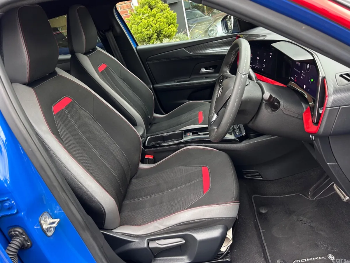 Opel Mokka SUV, Electric, 2022, Blue