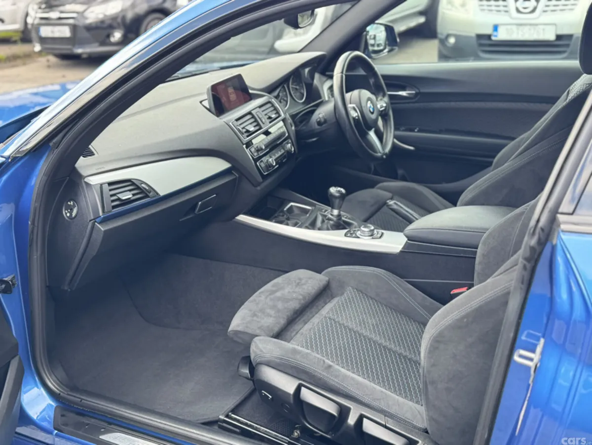 BMW 1-Series Hatchback, Diesel, 2015, Blue