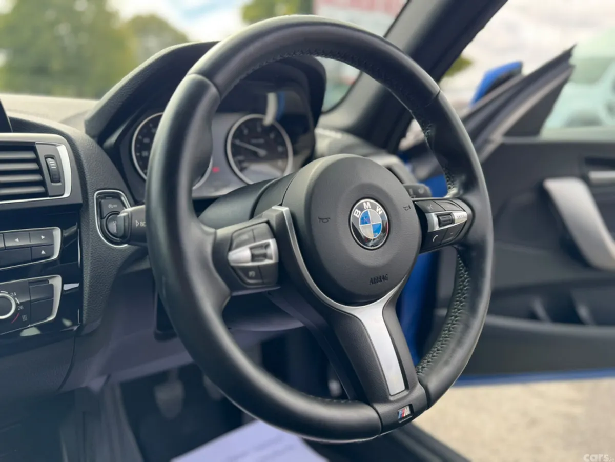 BMW 1-Series Hatchback, Diesel, 2015, Blue