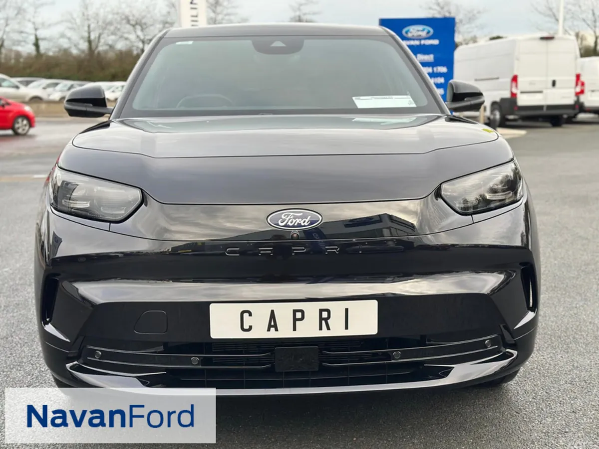 Ford Capri SUV, Electric, 2027, Black