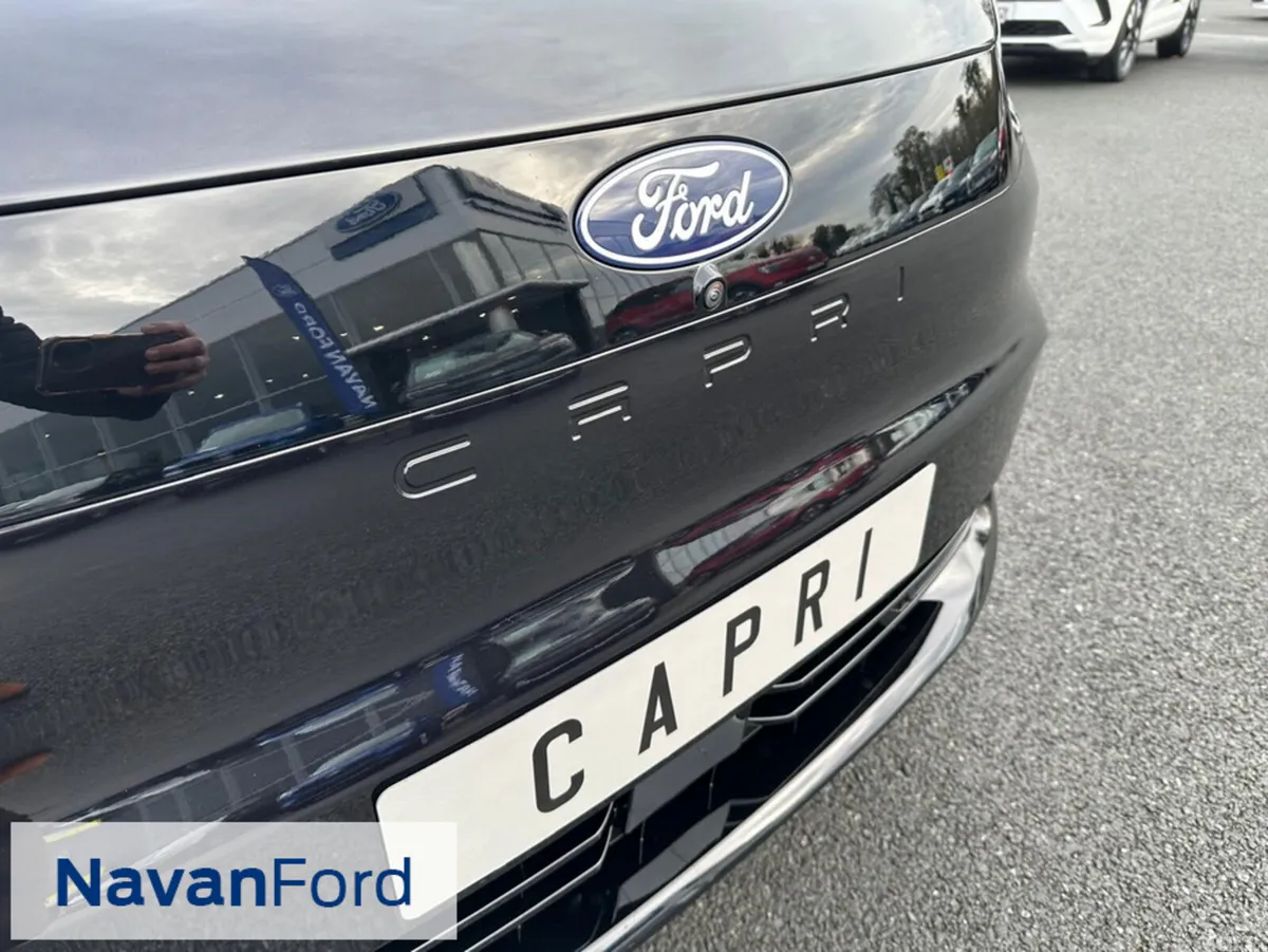 Ford Capri SUV, Electric, 2027, Black