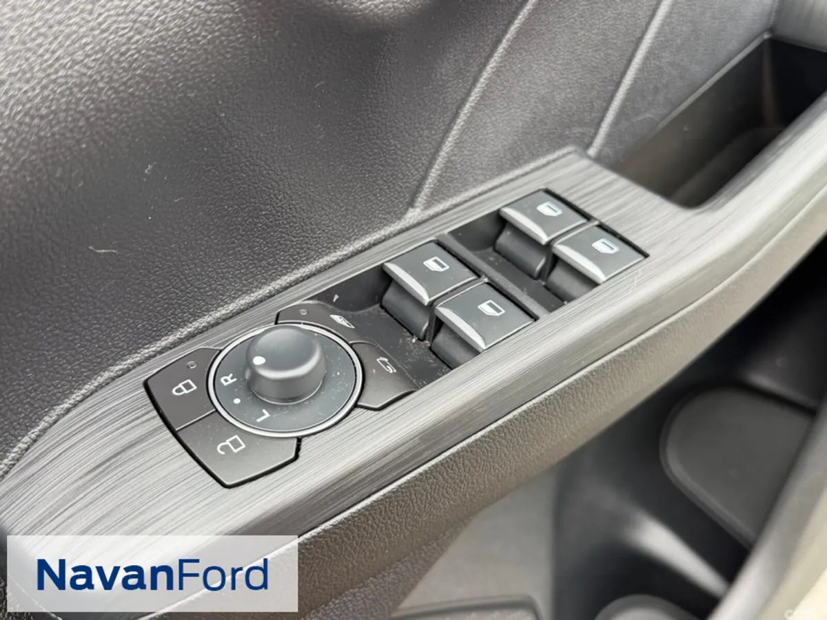 Ford Kuga SUV, Petrol, 2023, Red
