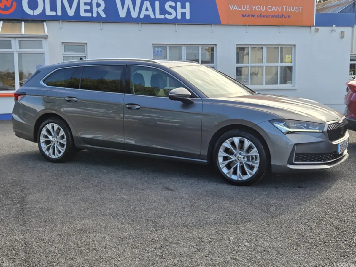 Skoda Superb Estate, Petrol Plug-in Hybrid, 2024, Grey