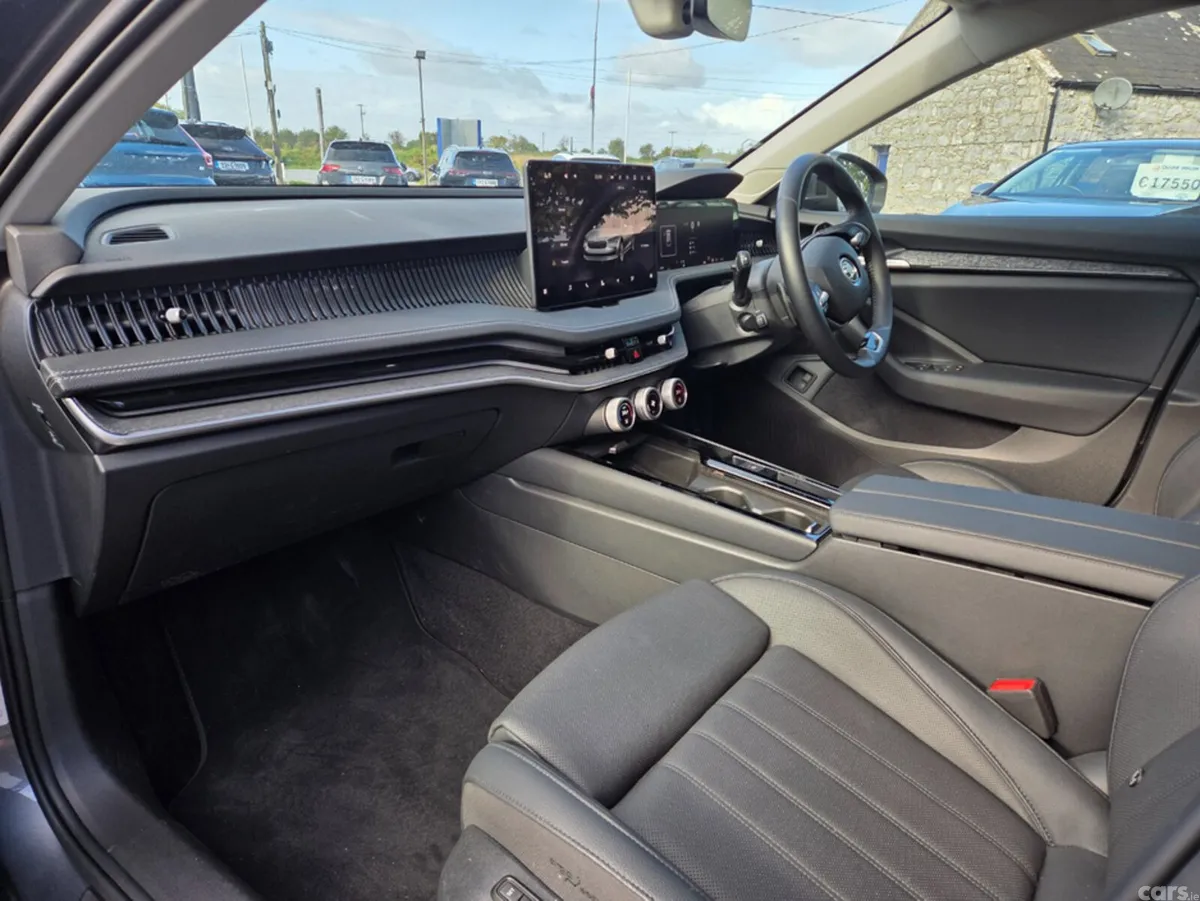 Skoda Superb Estate, Petrol Plug-in Hybrid, 2024, Grey