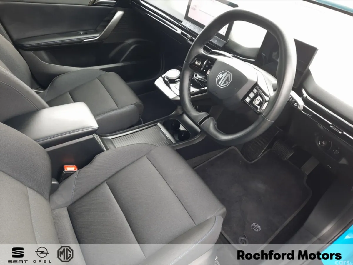 MG MG4 Hatchback, Electric, 2024, Blue