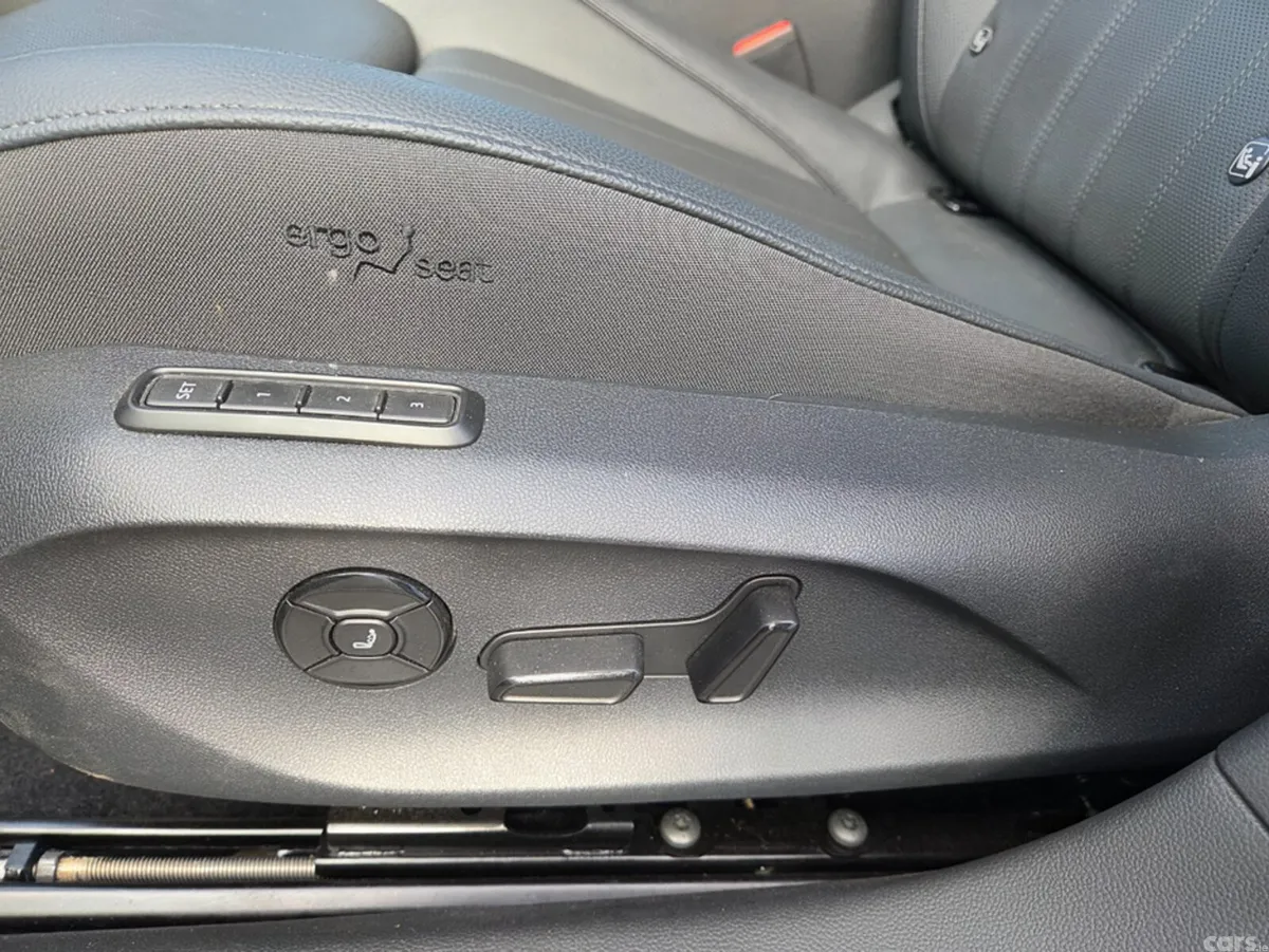 Skoda Superb Estate, Petrol Plug-in Hybrid, 2024, Grey