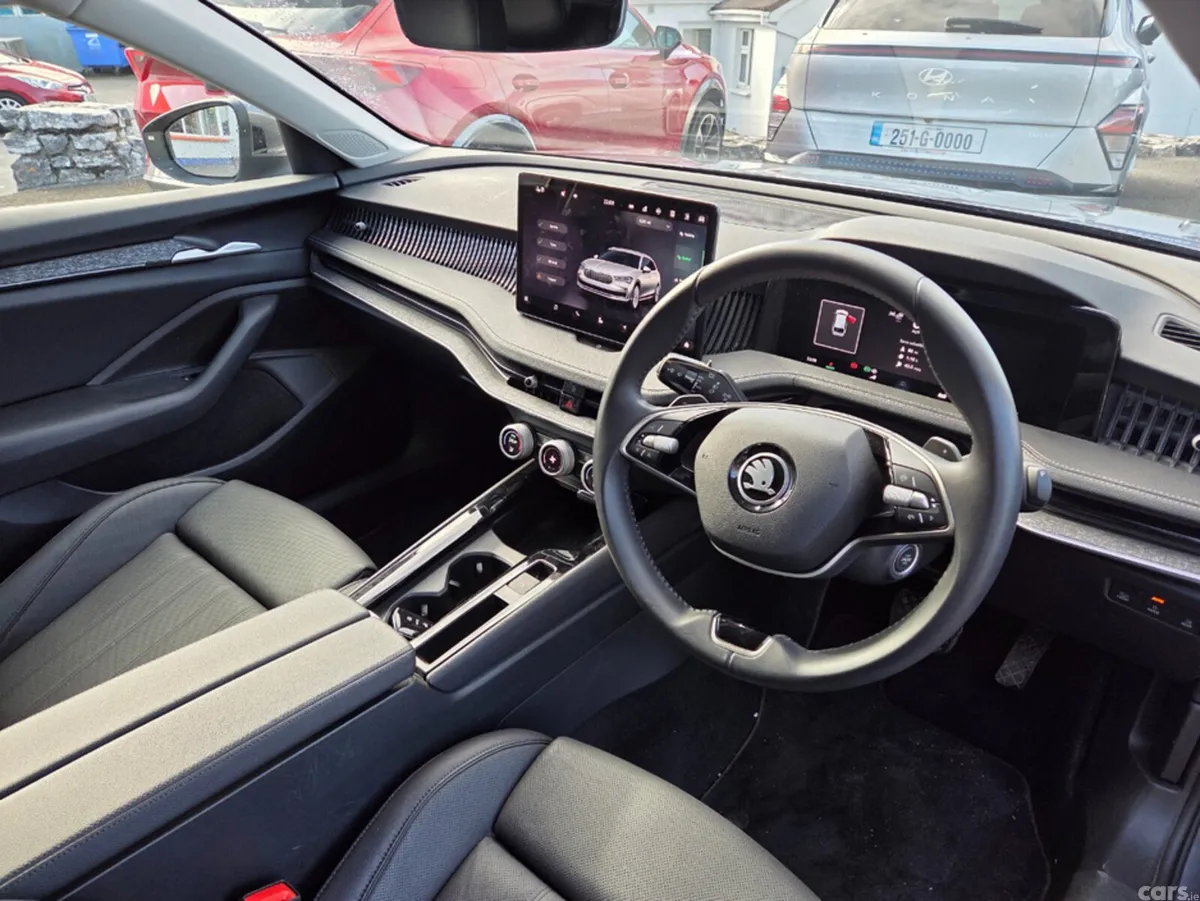 Skoda Superb Estate, Petrol Plug-in Hybrid, 2024, Grey