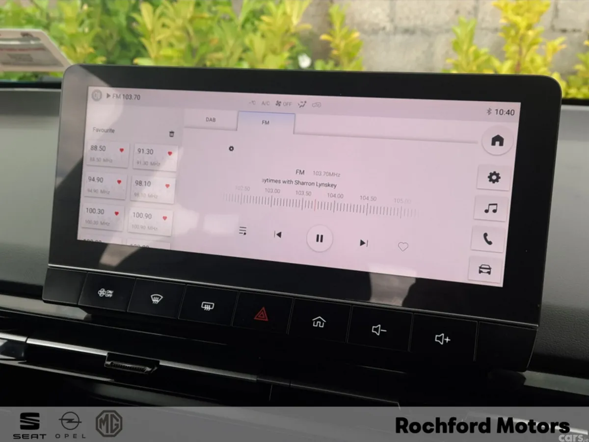 MG MG4 Hatchback, Electric, 2024, Blue