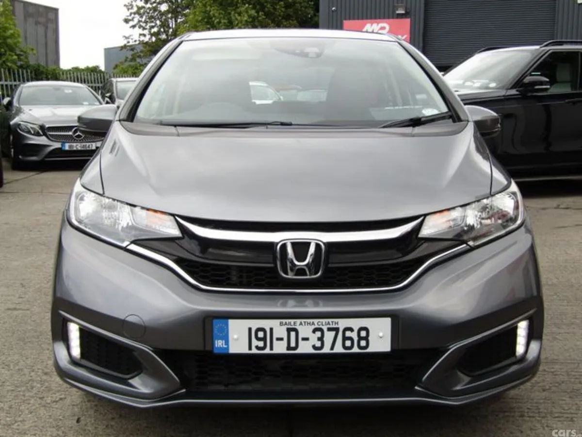 Honda Jazz Hatchback, Petrol, 2019, Grey