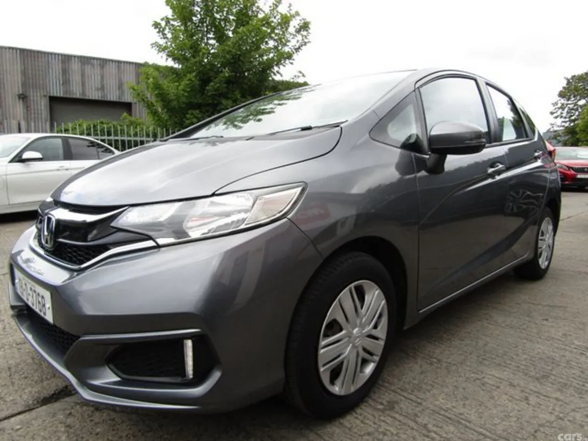 Honda Jazz Hatchback, Petrol, 2019, Grey