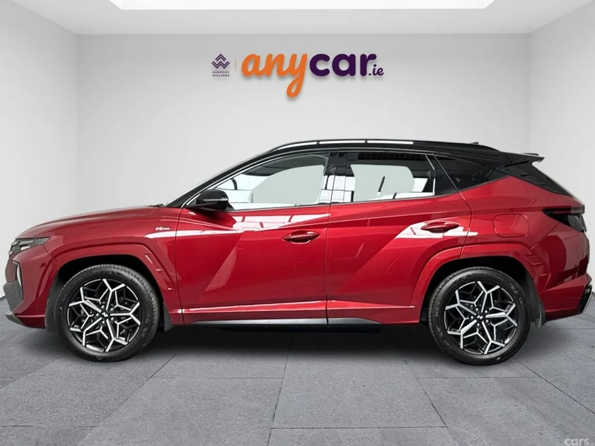 Hyundai Tucson MPV, Petrol Plug-in Hybrid, 2023, Red