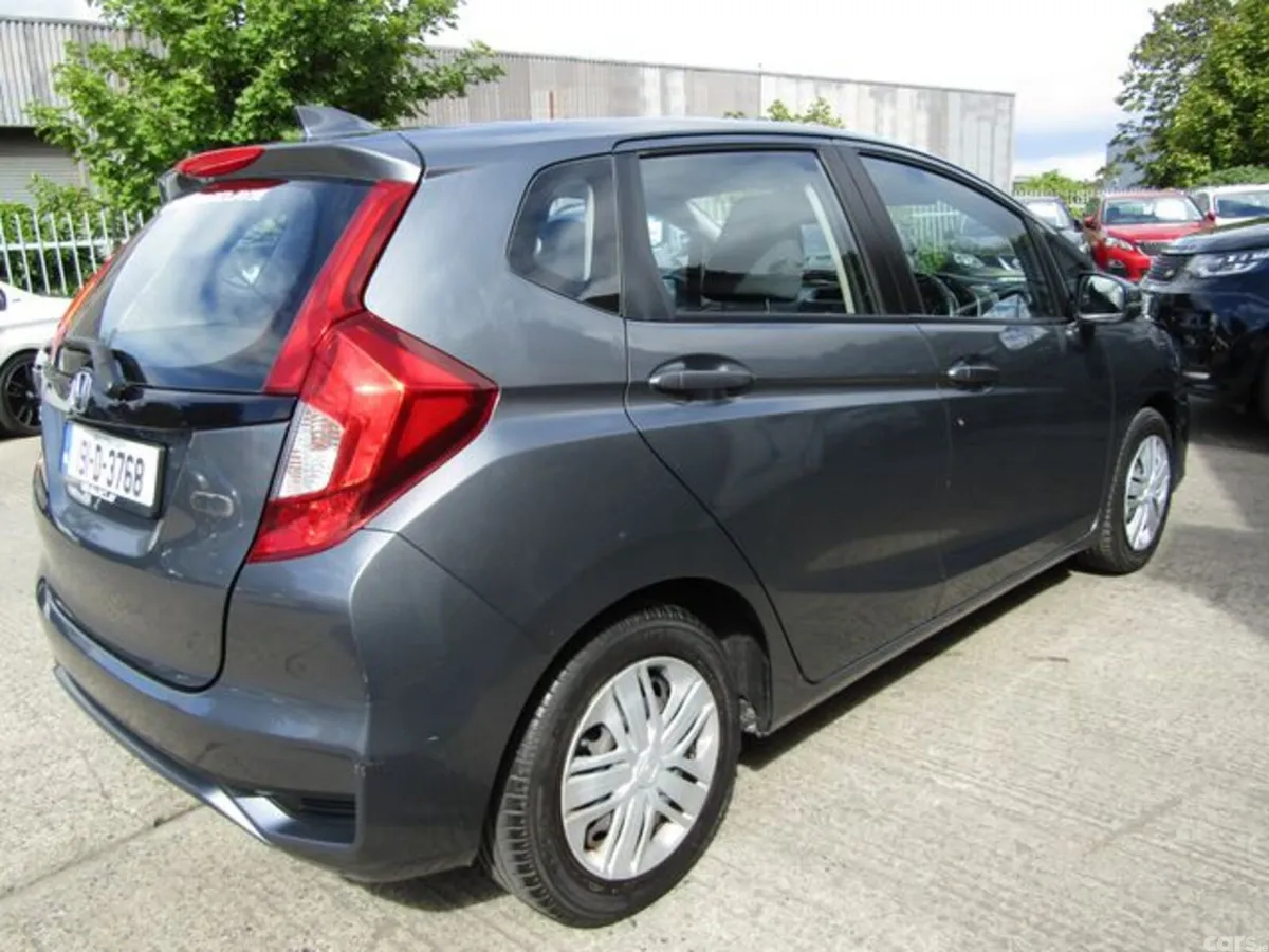 Honda Jazz Hatchback, Petrol, 2019, Grey