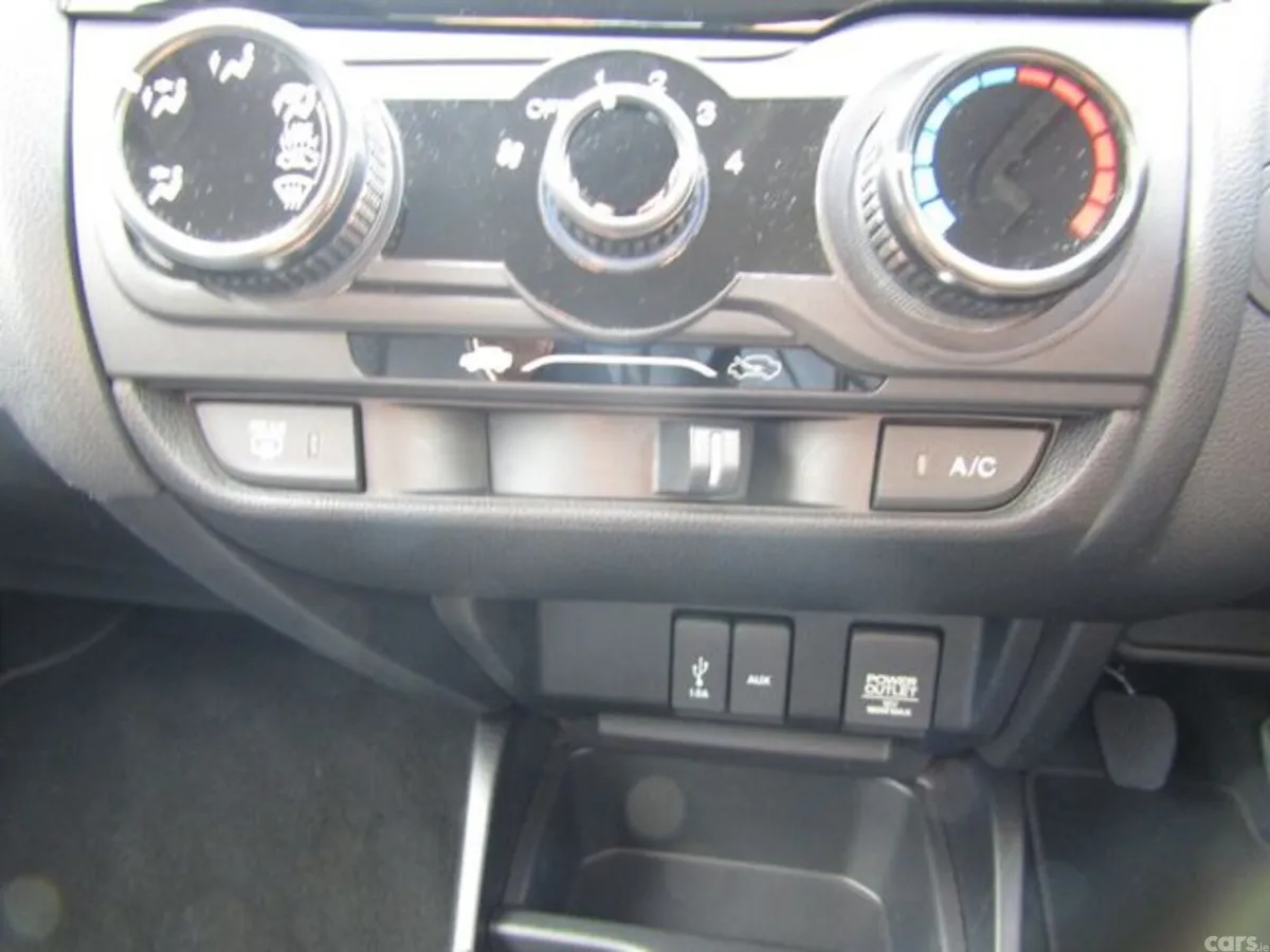 Honda Jazz Hatchback, Petrol, 2019, Grey