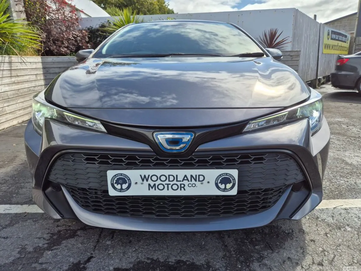 Toyota Corolla Hatchback, Petrol Hybrid, 2022, Grey