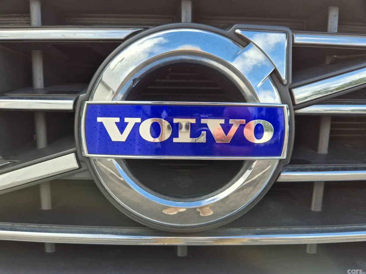 Volvo XC60 SUV, Diesel, 2017, Silver