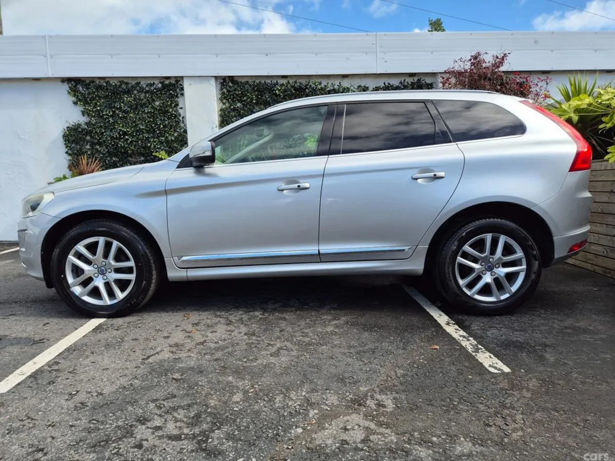 Volvo XC60 SUV, Diesel, 2017, Silver