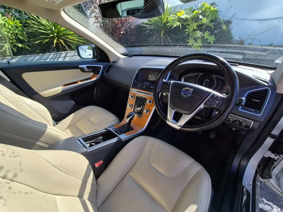 Volvo XC60 SUV, Diesel, 2017, Silver