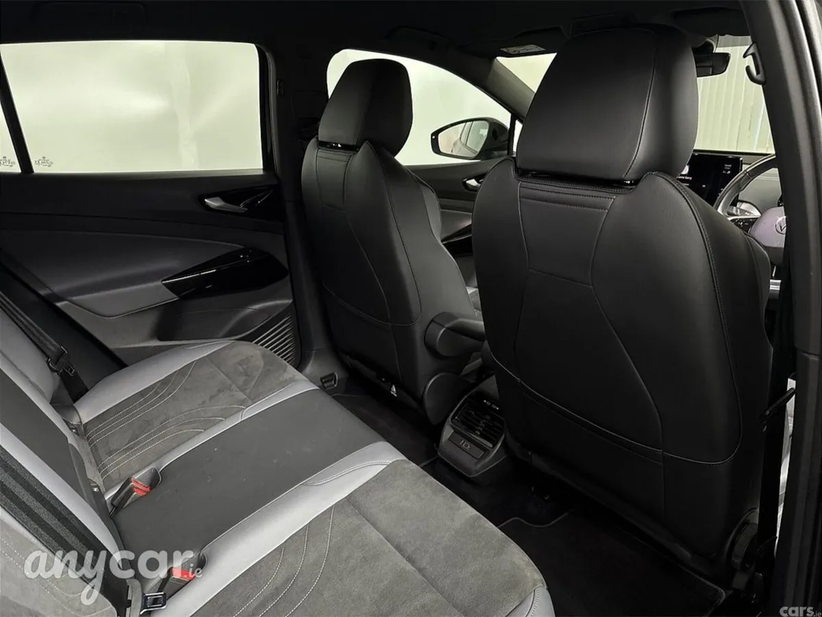 Volkswagen ID.4 Estate, Electric, 2023, Black