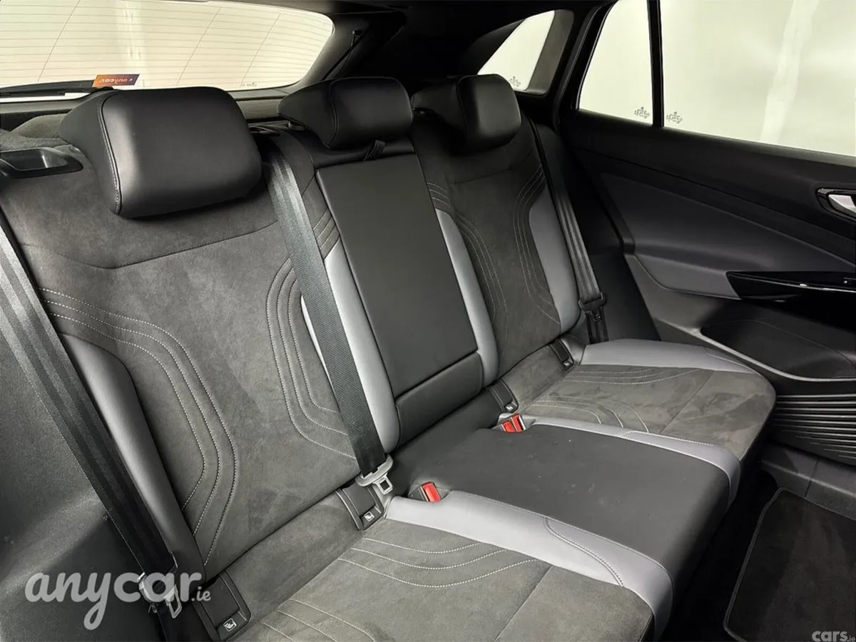 Volkswagen ID.4 Estate, Electric, 2023, Black