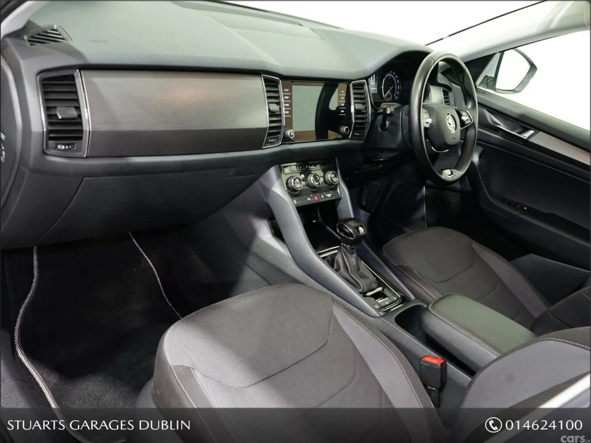Skoda Kodiaq Estate, Diesel, 2021, Grey