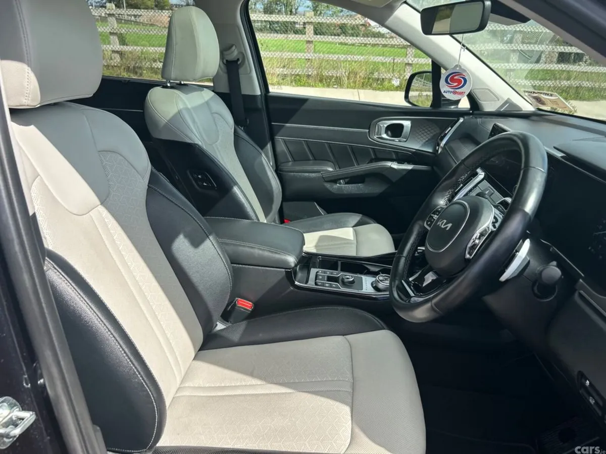 Kia Sorento SUV, Diesel, 2023, Blue