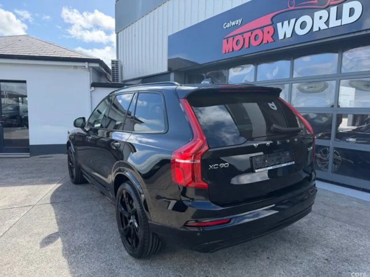 Volvo XC90 SUV, Petrol Plug-in Hybrid, 2024, Black