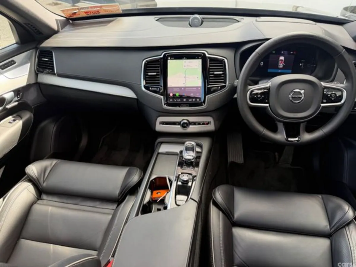Volvo XC90 SUV, Petrol Plug-in Hybrid, 2024, Black