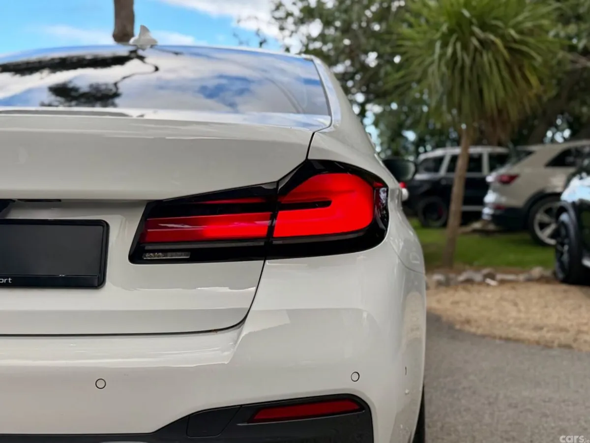 BMW 5-Series Saloon, Diesel, 2021, White