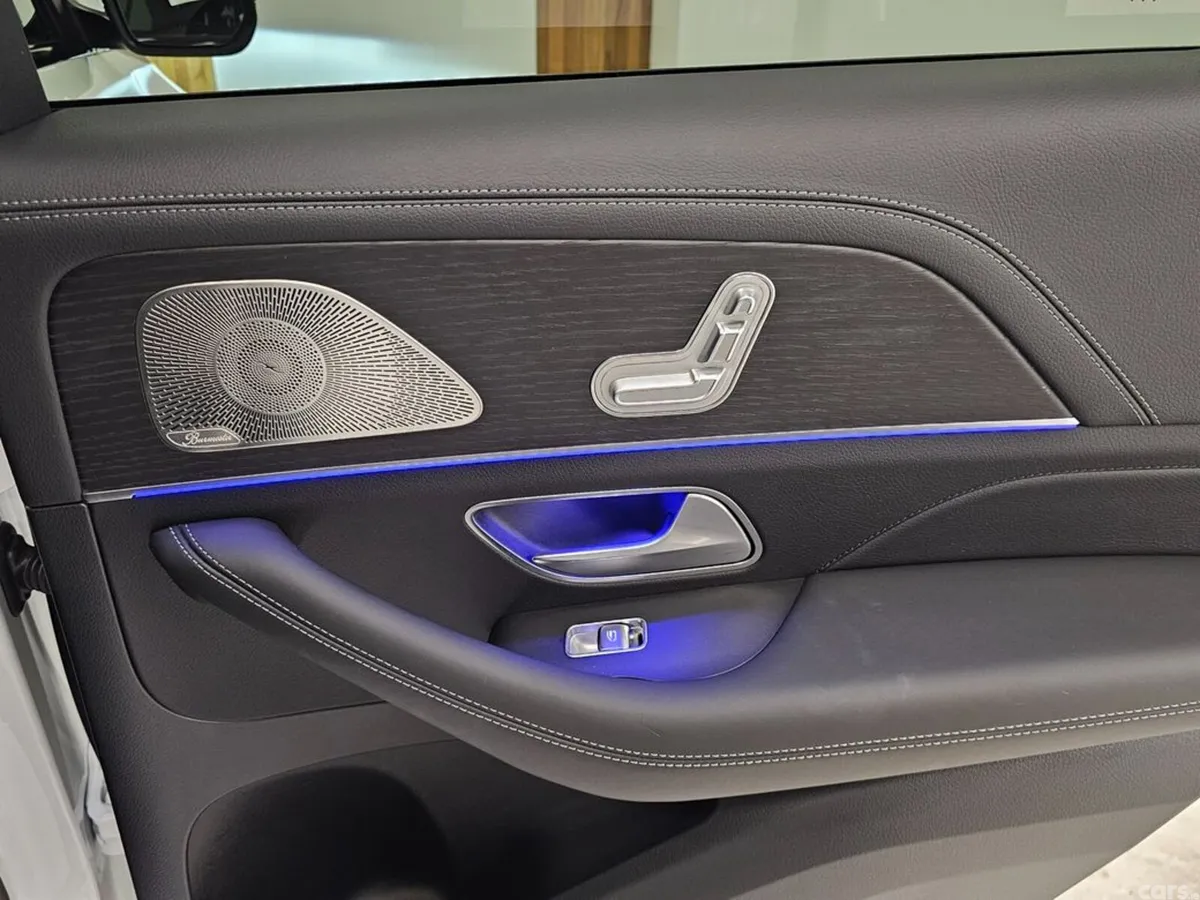 Mercedes-Benz GLE SUV, Petrol Plug-in Hybrid, 2025, White